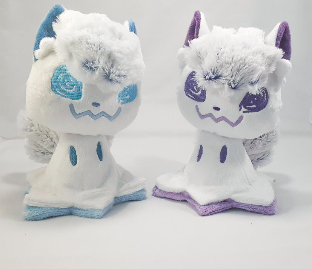 Alolan Vulpi-kyu (2019) Shiny and regular mimikyu/alolan vulpix fusion plush